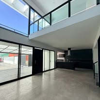 Interior moderno de propiedad